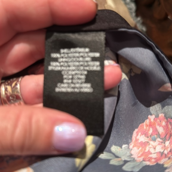 ALICE + OLIVIA SILKY HIGH WAIST PAJAMA PANTS IN BLACK FLORAL PRINT SIZE SMALL - Picture 12 of 13